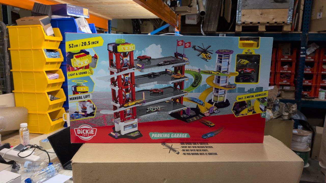 Dickies speelgoed auto garage