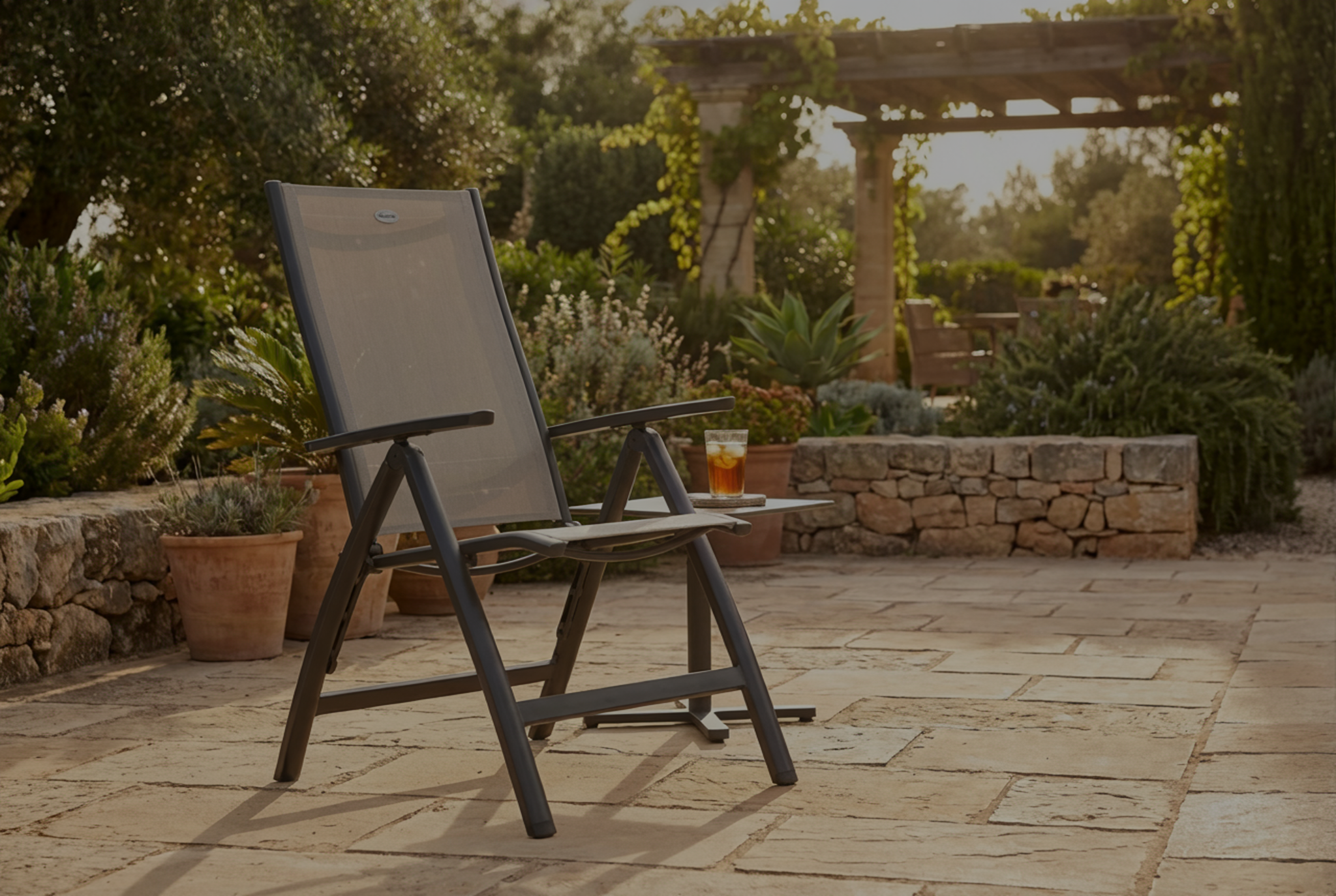 Monza Verstelbare Tuinstoel – Comfort en stijl voor elke buitenruimte